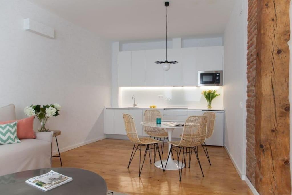 Cozy B&B In The Center Of Madrid 마드리드 외부 사진